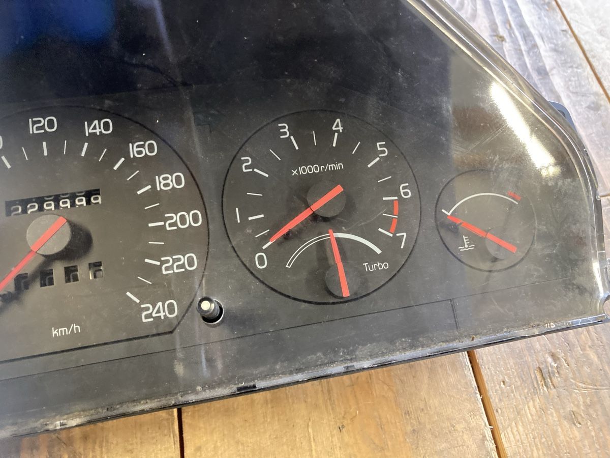 Accessori per altri veicoli: Volvo 940 Turbo Tacho – Difettoso da Hitzkirch venduto da Christophf 2