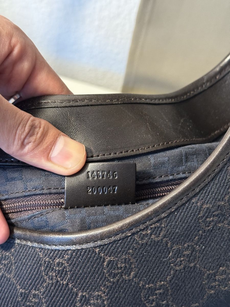 Gucci Borse da donna: Elegant Authentic Gucci Shoulder Bag - Great Condition! – Usato da Ittigen venduto da dyo_x8vw 7