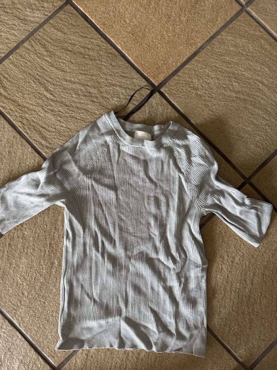 H&M Maglioni & Felpe: H&M Pullover Grau Grösse XS guter Zustand – Usato da Schlieren venduto da nowaya