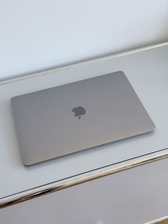 Apple Notebook: Apple MacBook Air 13 Zoll – Nuovo (secondo la descrizione) da Zürich venduto da Pimschayakan 1