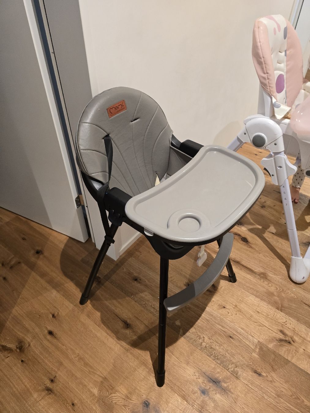Hochstühle: Praktische Kinderstühle – Gebraucht aus Lachen SZ von mar_22sq