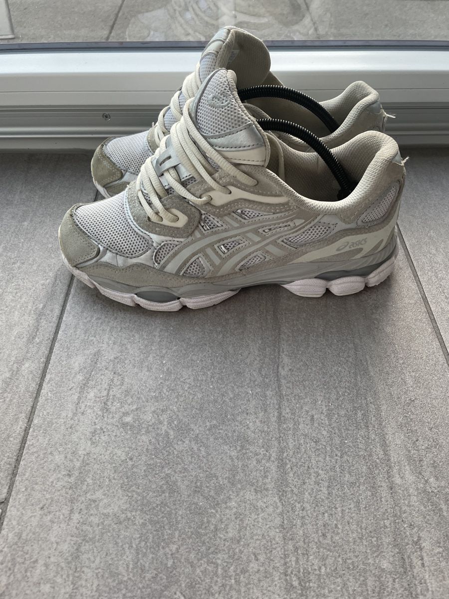 Asics Scarpe da uomo: Asics nyc gel – Usato da Dompierre FR venduto da matmath 5