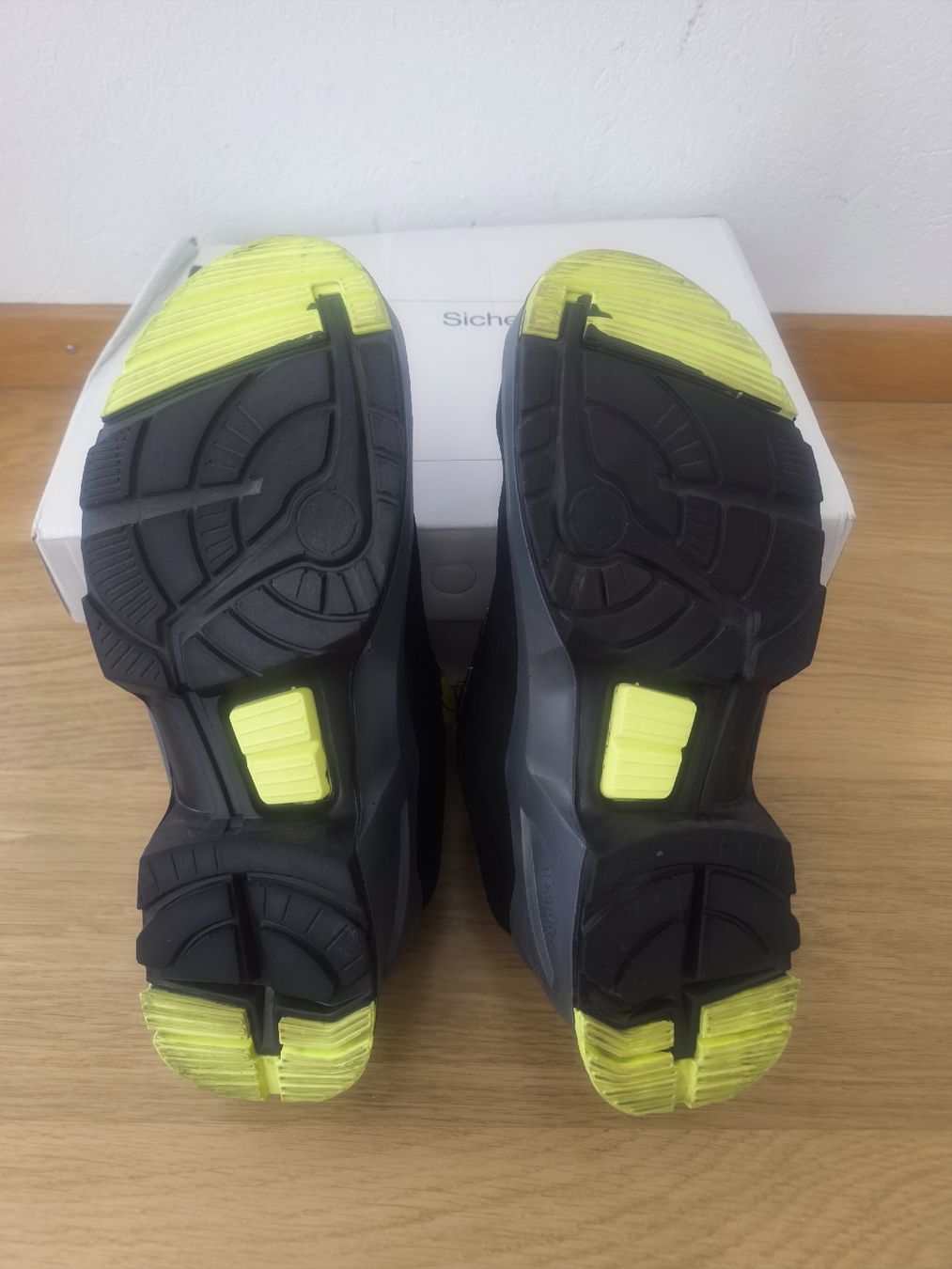 Uvex Herrenschuhe: Uvex sicherheitschuh – Neu (gemäss Beschreibung) aus Murten von pla_j9qh 4