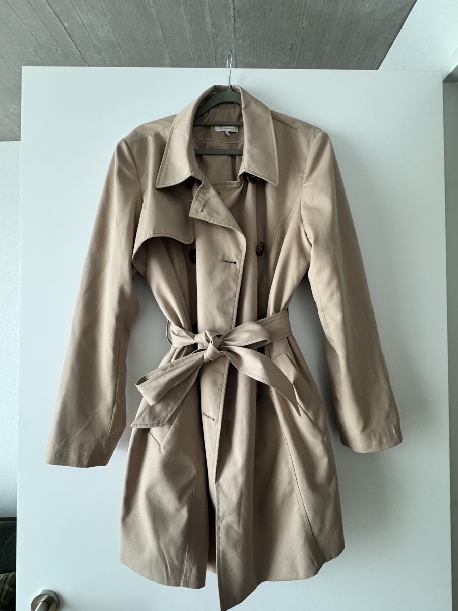 Only Cappotti: Trendiger ONLY Trenchcoat, Grösse XL, Beige – Nuovo (secondo la descrizione) da Kloten venduto da wan_5gvc