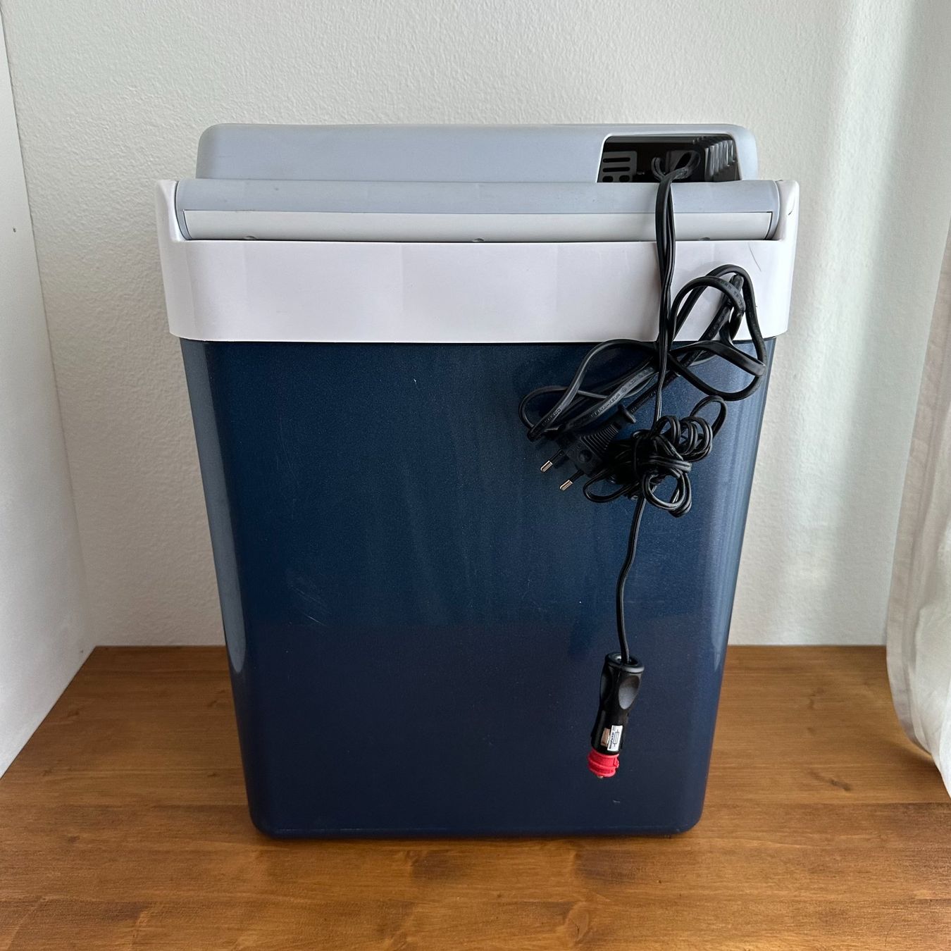Mobicool Kühlschränke & Kühlen: Mobicool Kühlbox Model TC-11HC-12/230 – Gebraucht aus Luzern von fairflip 1
