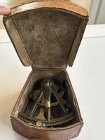 Sextant aus Messing mit Lederetui (2I2)