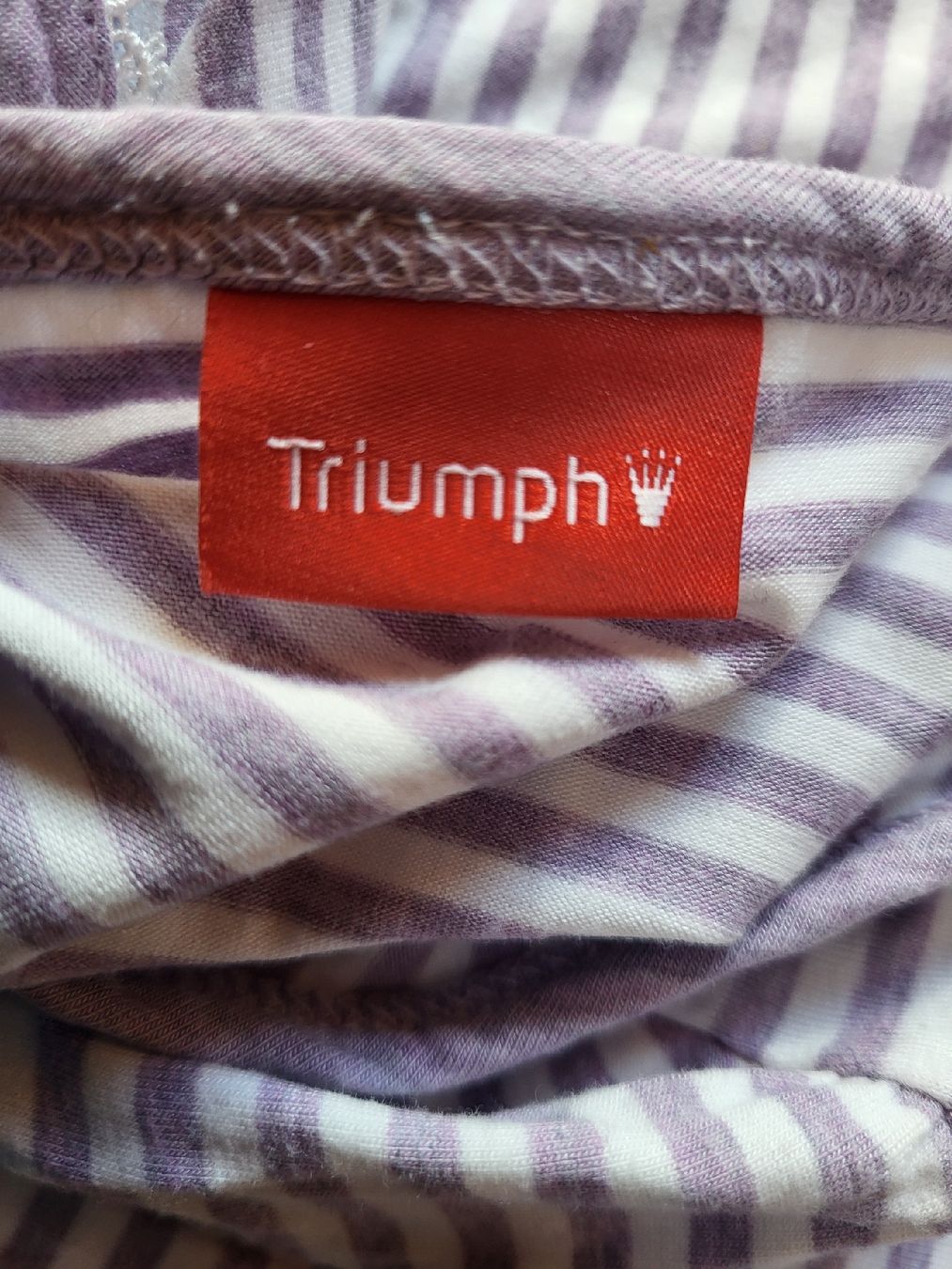 Triumph Negligees & Pigiami: Triumph Striped Nightdress – Nuovo (secondo la descrizione) da Zweisimmen venduto da Adorable 2