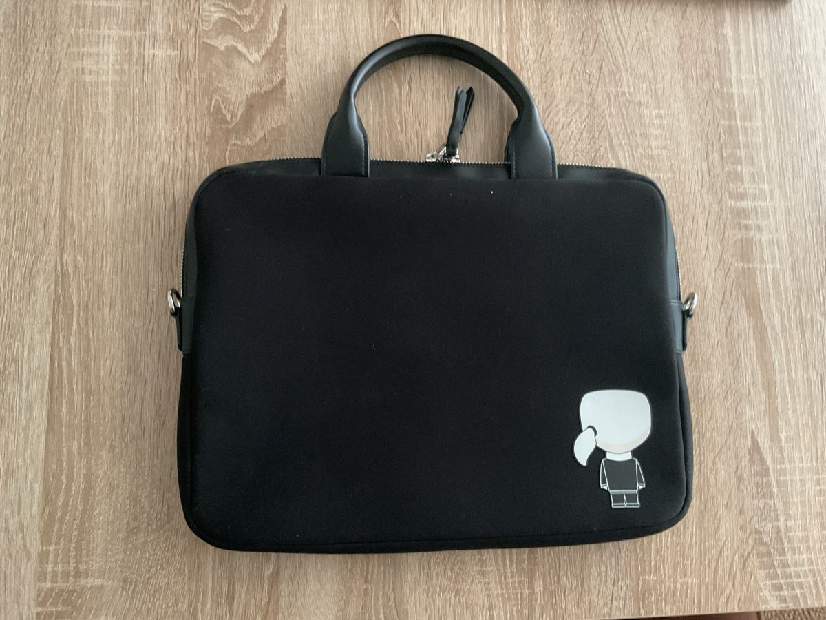 Karl Lagerfeld Sacs: Karl Lagerfeld Neopren Notebook Tasche  – D'occasion à Glattpark-Opfikon par Zizzo 1