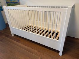 Annette Frank Baby- und Kinderbett Nuevo in weiss