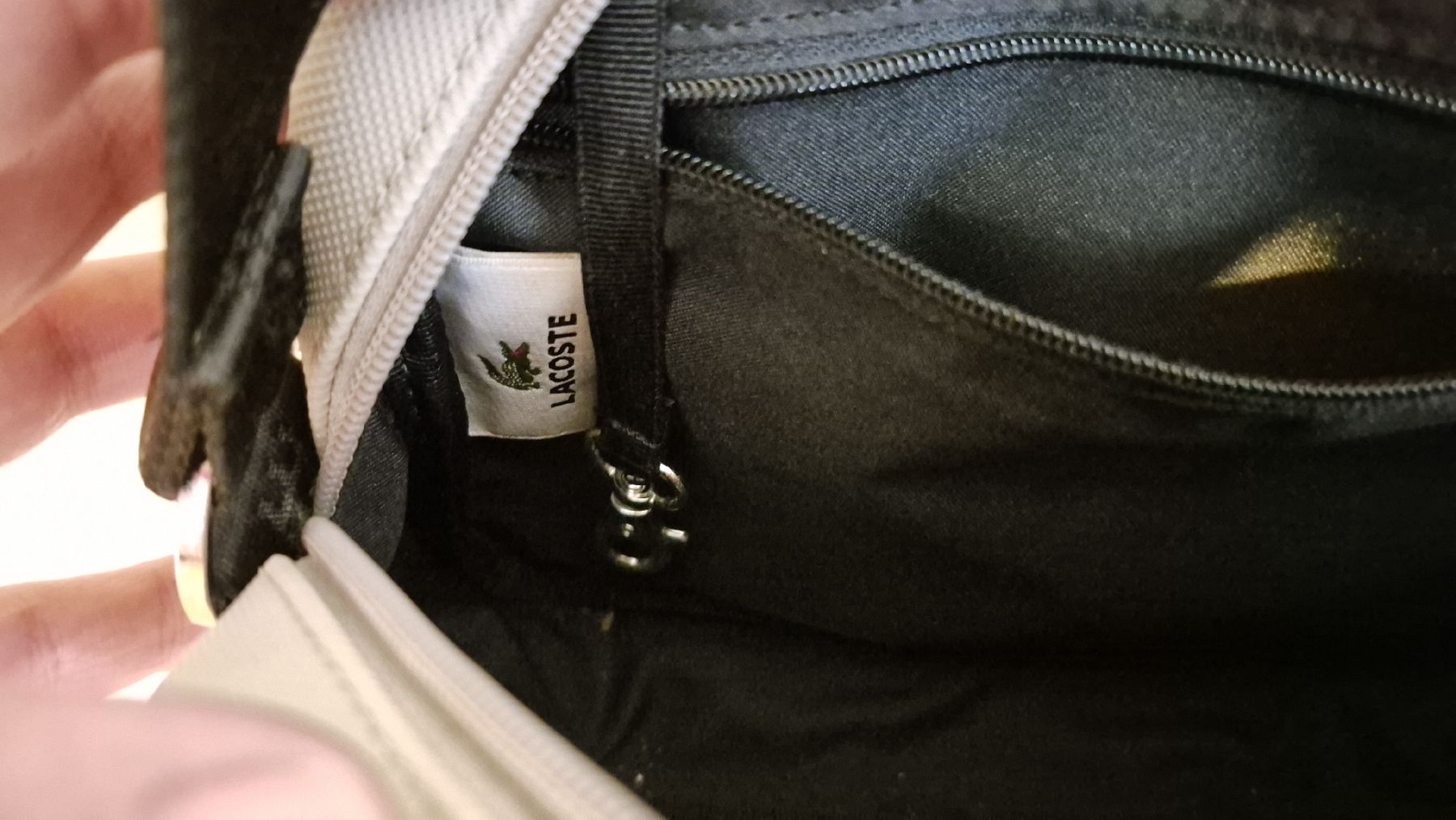 Lacoste Taschen: Lacoste Tasche – Gebraucht aus Zürich von Knauelrockerin 1