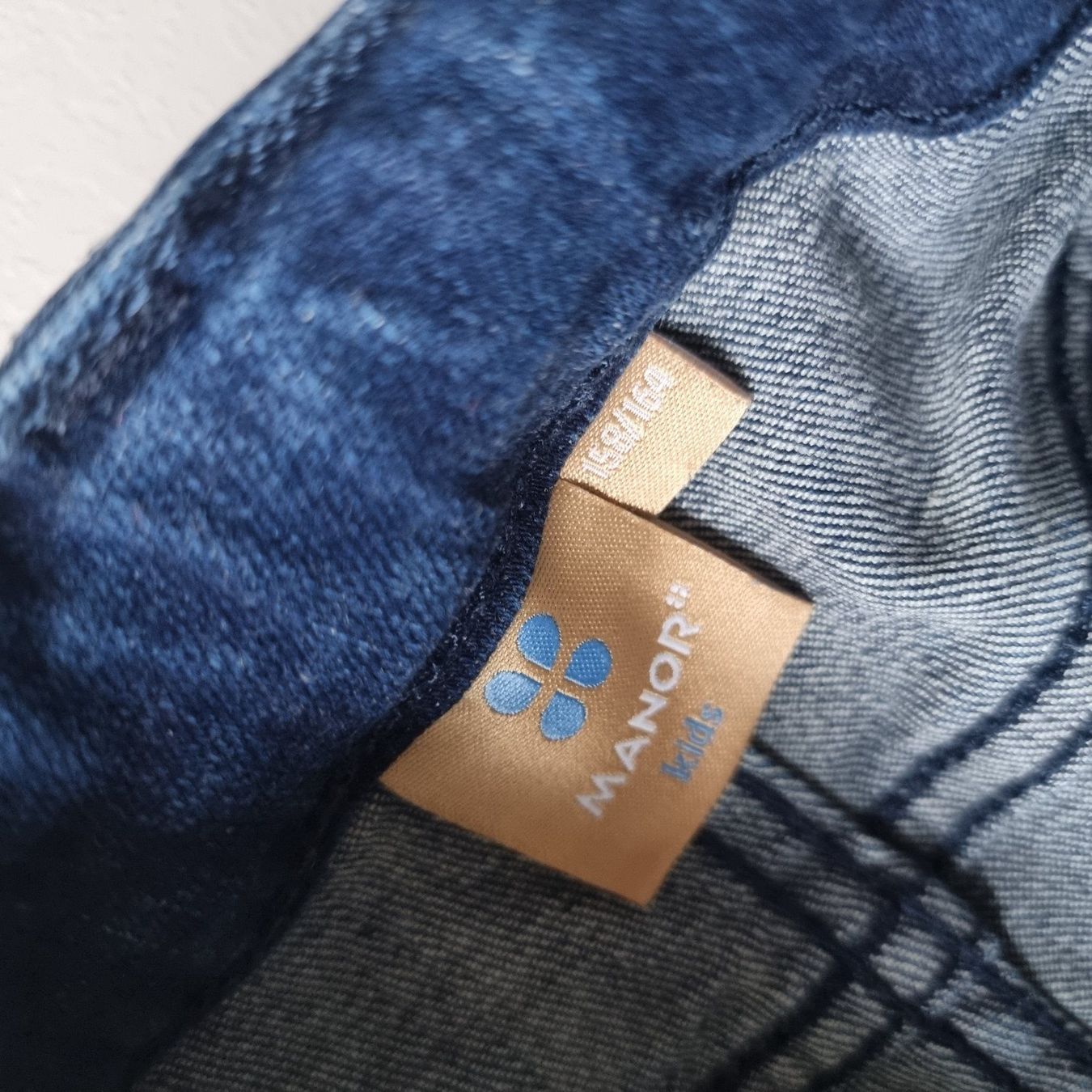 Manor Pantaloni: Tolle Jeans von Manor Gr. 158/164 – Usato da Arth venduto da Africa44 7
