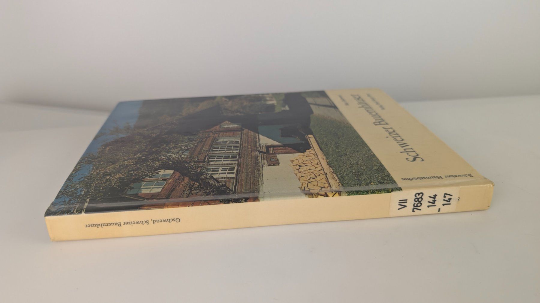 Bücher: Schweizer Heimatbücher: Schweizer Bauernhäuser 1971 – Gebraucht aus Zürich von axolottchen 1