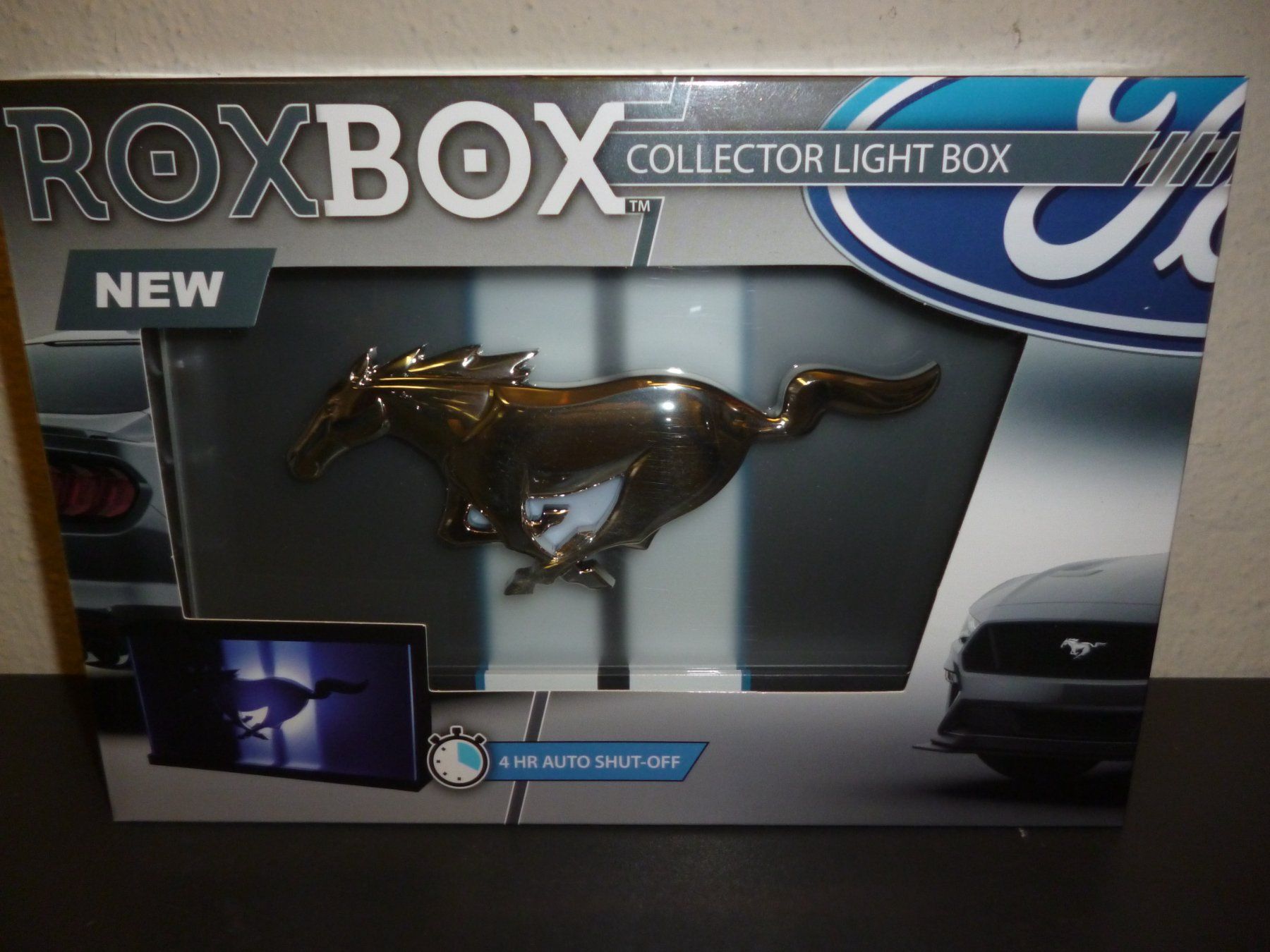 ACME Modellautos: Ford Mustang Collector Light-Box ACME – Neu und originalverpackt aus Niederwil SG von Kaicorner03