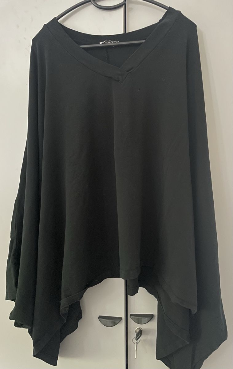 T-shirt: Schwarz Oberteil mit Gr. M/L neuwertig – Nuovo (secondo la descrizione) da Au ZH venduto da Jaggy4 1