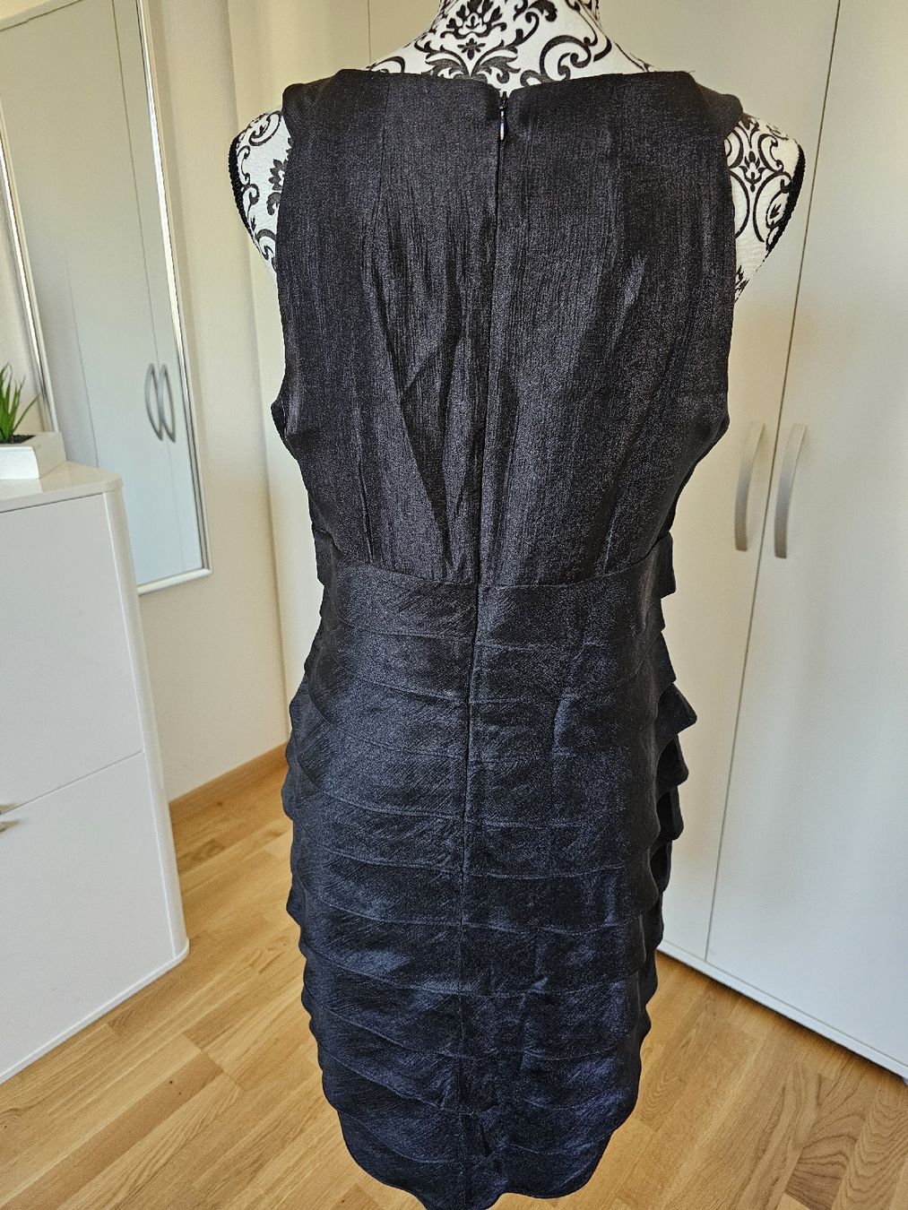 Kleider: Robe noire T.40 porté 1fois ! – Neu (gemäss Beschreibung) aus Bulle von Diamant.15 3
