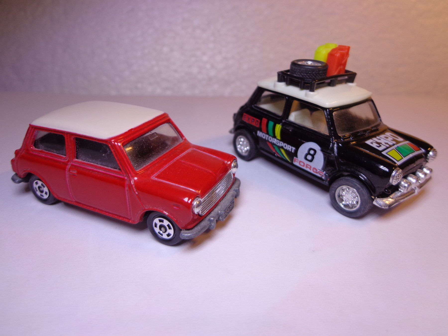 Voitures modèles: MINI Modellautos Lot – D'occasion à Hinterkappelen par Roku5 9