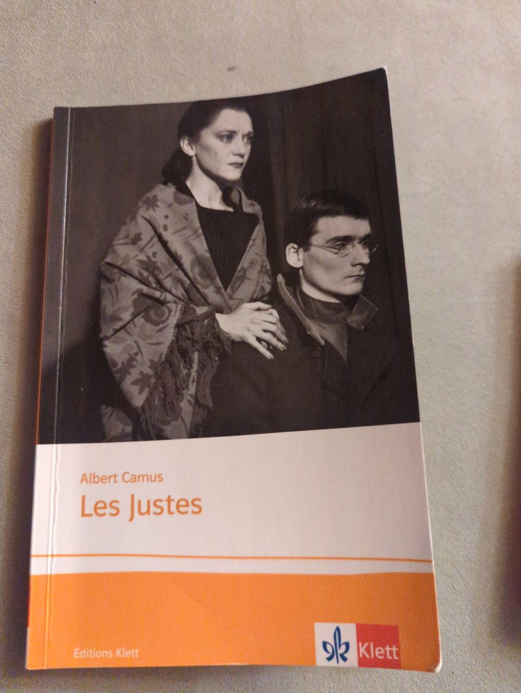 Livres: Les Justes, Albert Camus – Neuf avec emballage d'origine à Dierikon par Jolie