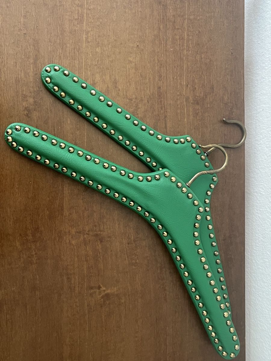 Appendiabiti: Cintres vintage 2 pièces – Usato da La Chaux-de-Fonds venduto da vert_j 1