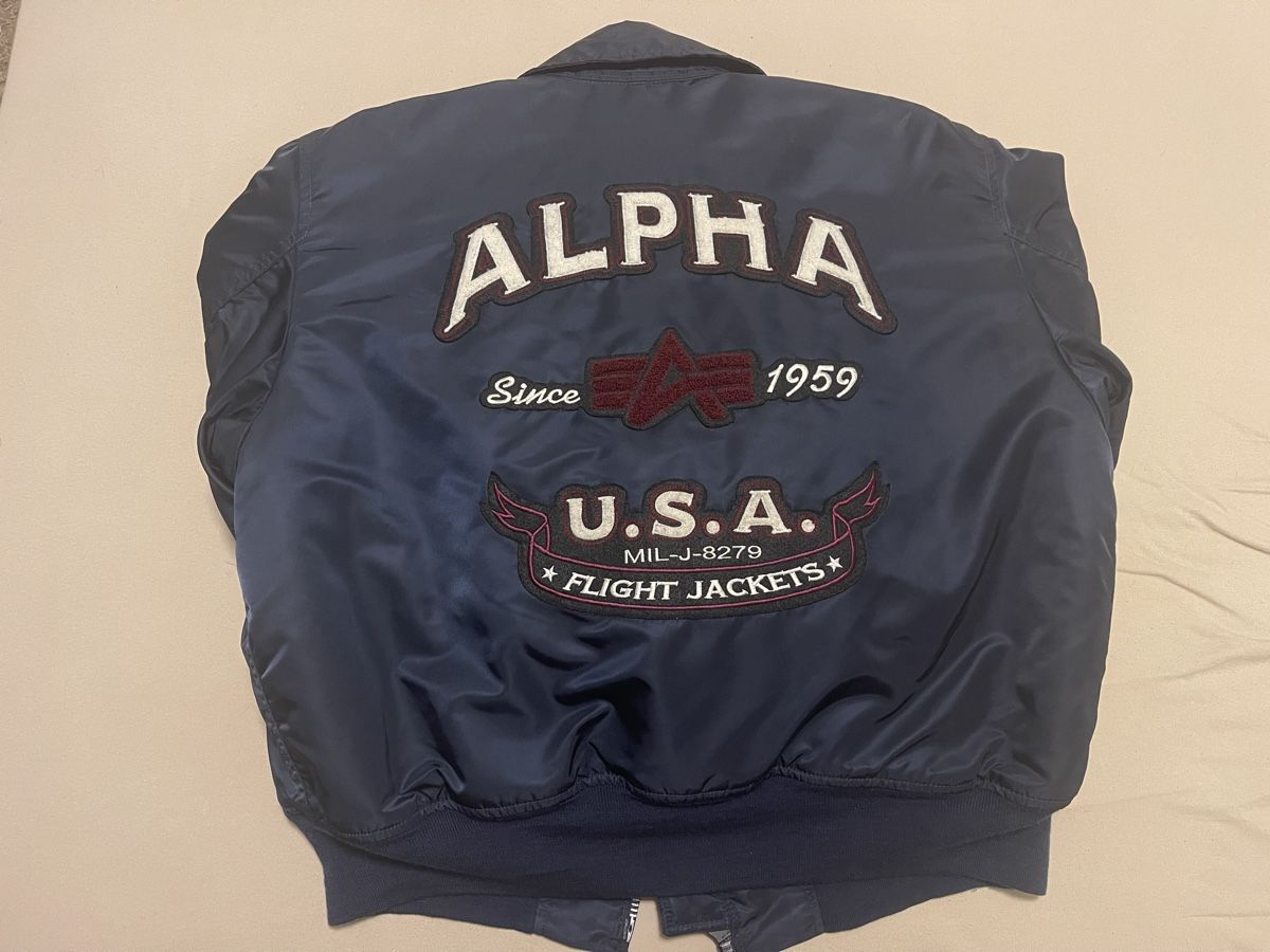 Alpha Industries Jacken: Alpha Industries Flyer Jacke - L – Gebraucht aus Buch am Irchel von Sweetharth