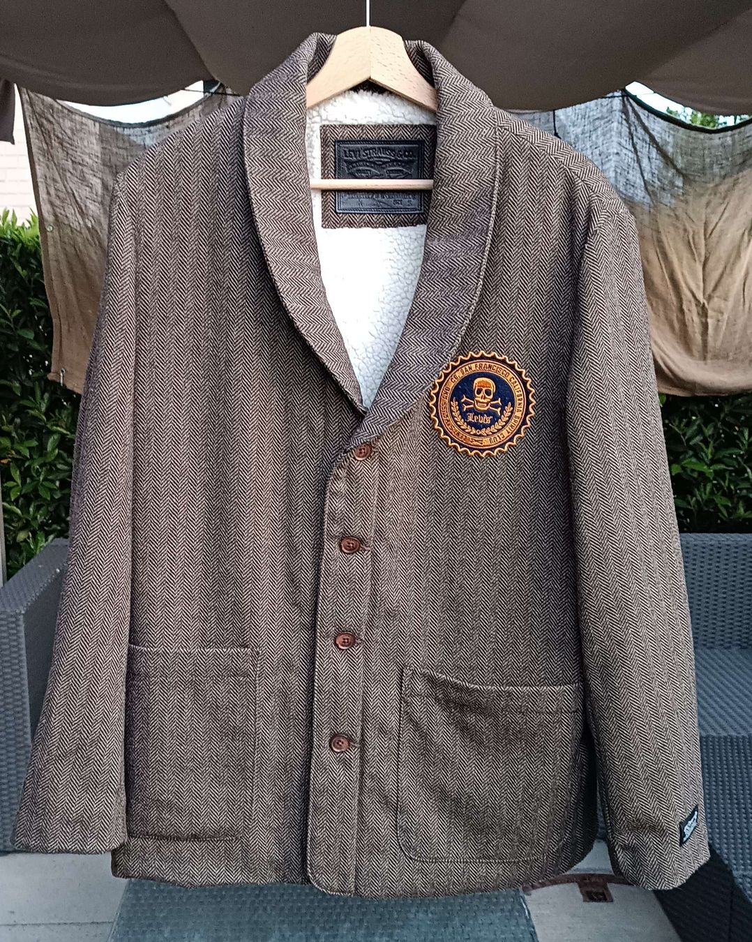 Levi's Vestes: Levi's Jacke mit Teddyfutter, Gr. S – D'occasion à Triesen par NFL89