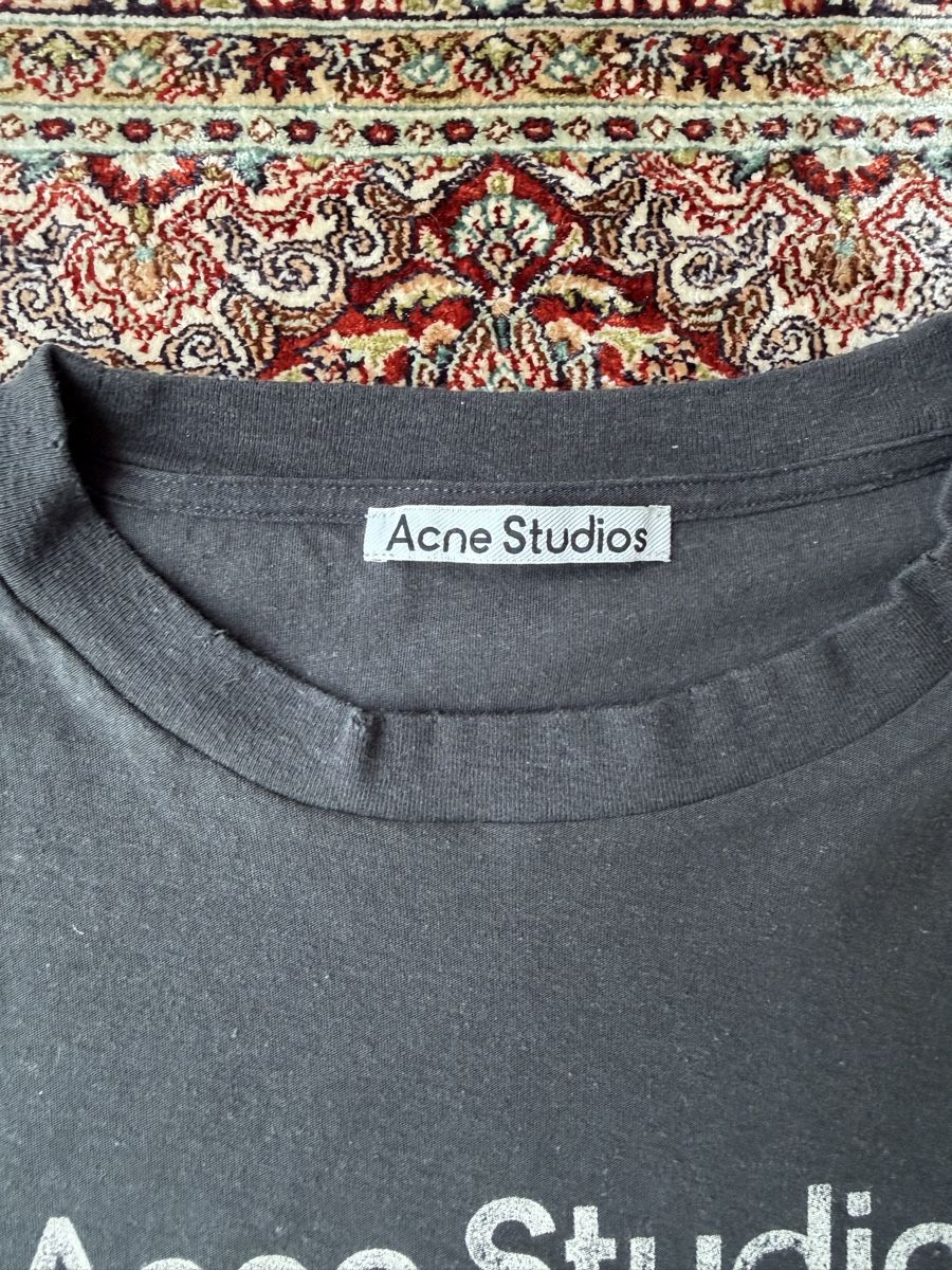 Acne Studios T-shirt: Acne Studios Stockholm 1996 Tee | Large – Usato da Gordola venduto da lance235 1