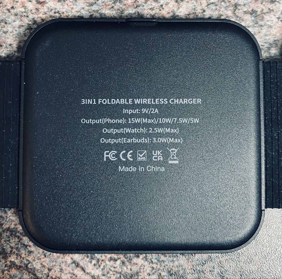 Caricabatterie: 3-in-1 Foldable Wireless Charger. – Usato da Buchs ZH venduto da ole_2xbm 3