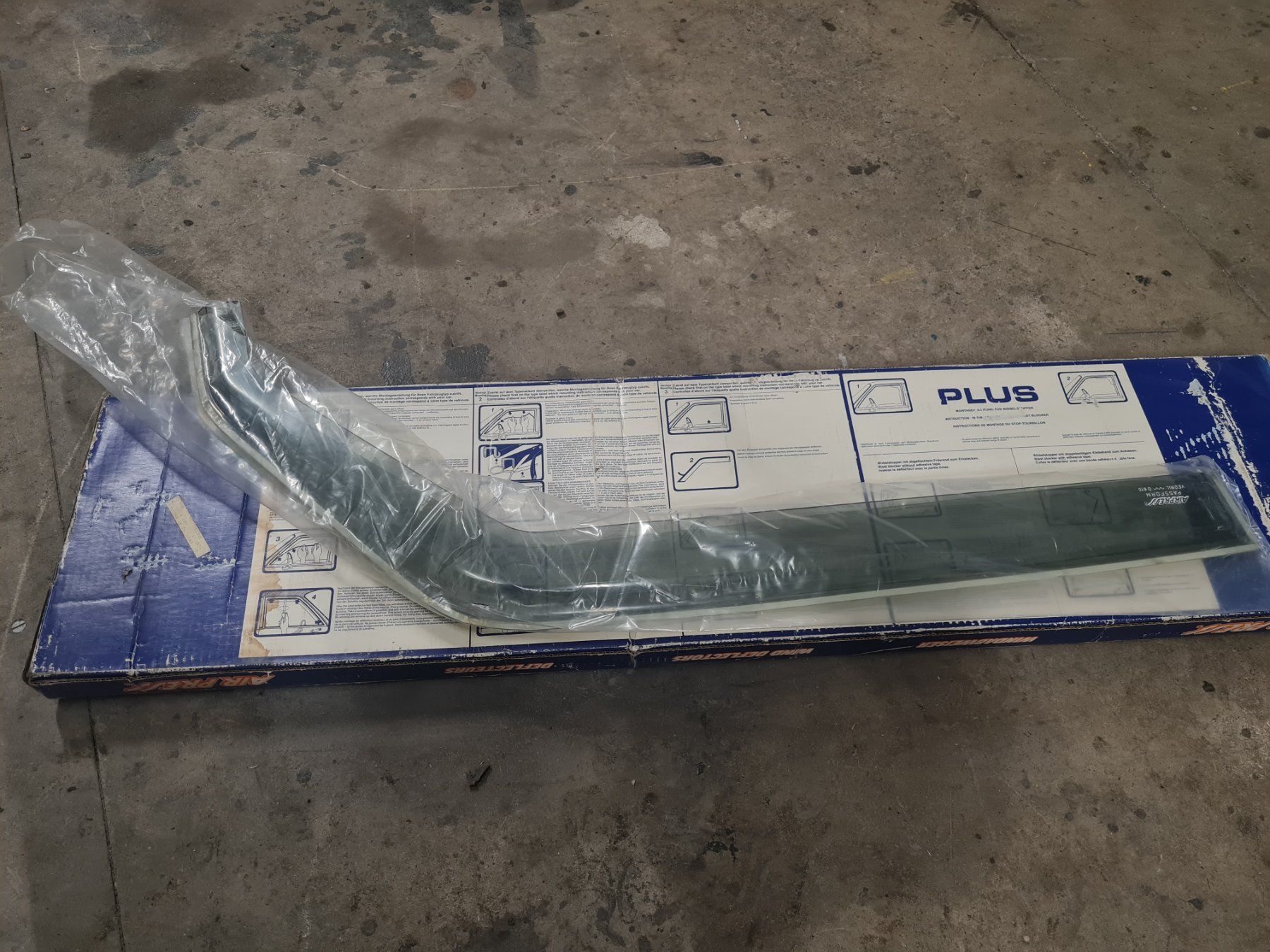 Volvo Autres accessoires p. véhicule: Volvo 240 242 142 Windabweiser NOS – Neuf (Voir description) à Ernetschwil par Volvo0815 4