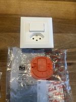 Feller Steckdose Schalter weiss neu 57063 8SM
