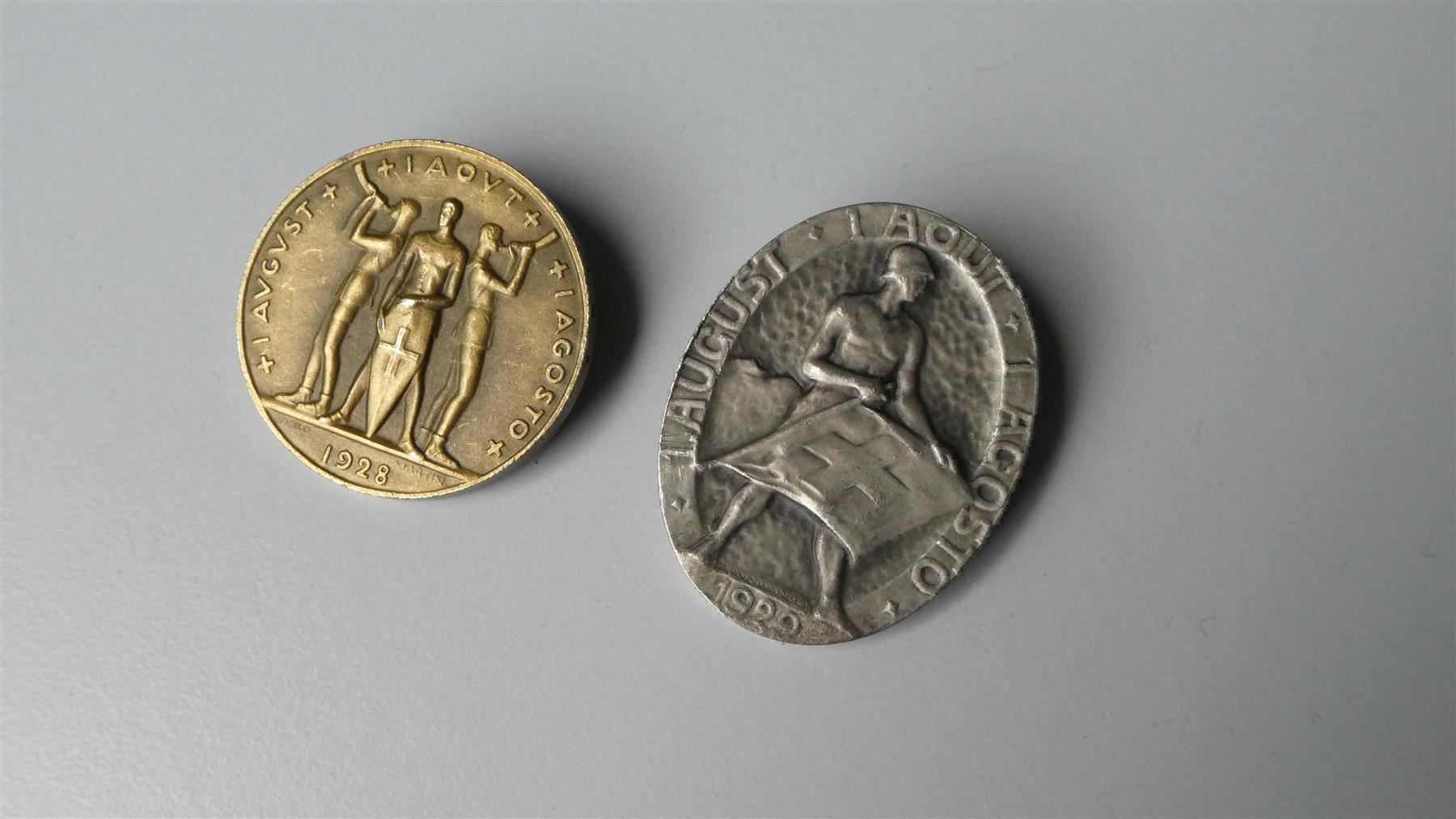 Placchette & Badge: Augustabzeichen 1928 und 1929 – Usato da Frauenfeld venduto da Astra13 3