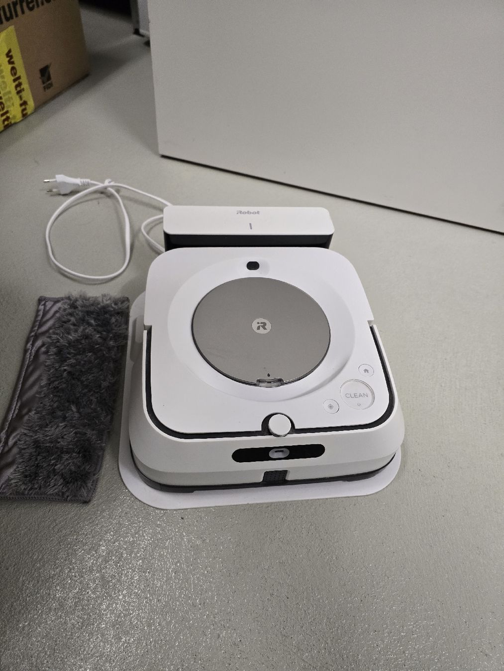 Tutte le macchine: iRobot Braava jet m6 Wischroboter – Usato da Watt venduto da AlexK94 3