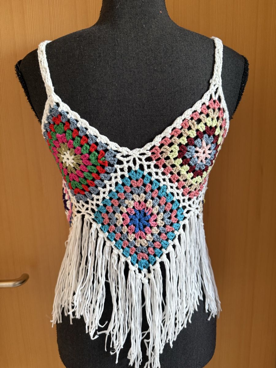Top: Boho Häkeltop – Nuovo (secondo la descrizione) da Sigriswil venduto da ck56