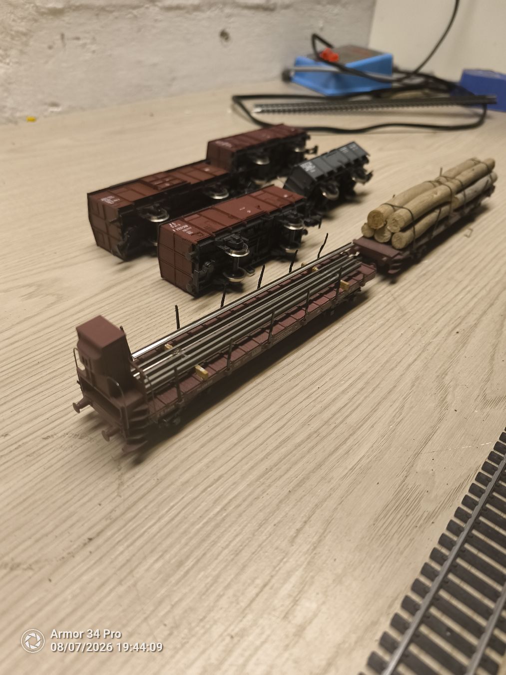 Rivarossi Modellini di ferrovie: Modellbahn Waggons Rivarossi HO gebraucht 6Stk. – Usato da Herzogenbuchsee venduto da ioa_zcm6 2