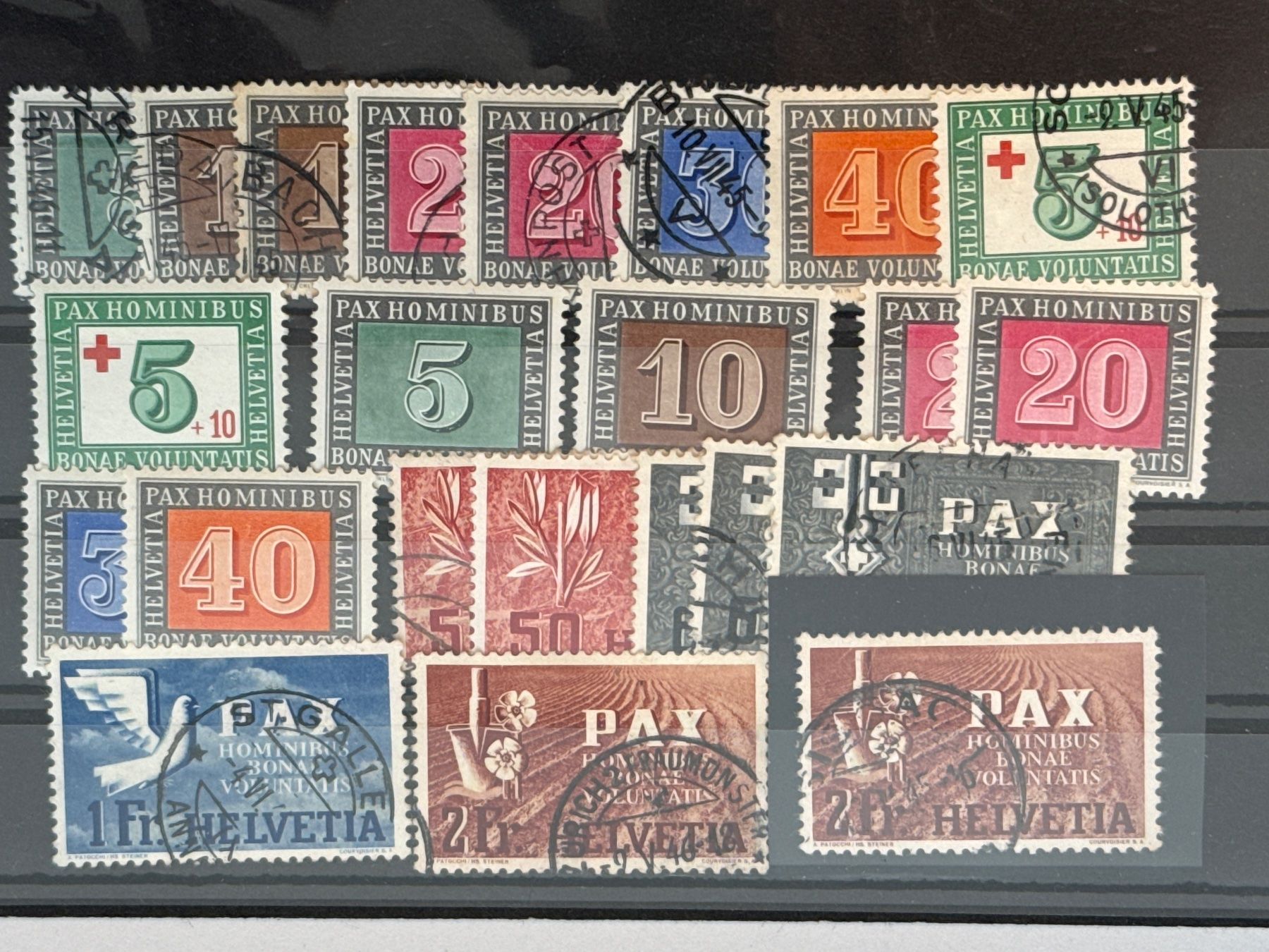 Tutti i francobolli: 1945, PAX Satz – Usato da Küssnacht am Rigi venduto da POSTOMASTER
