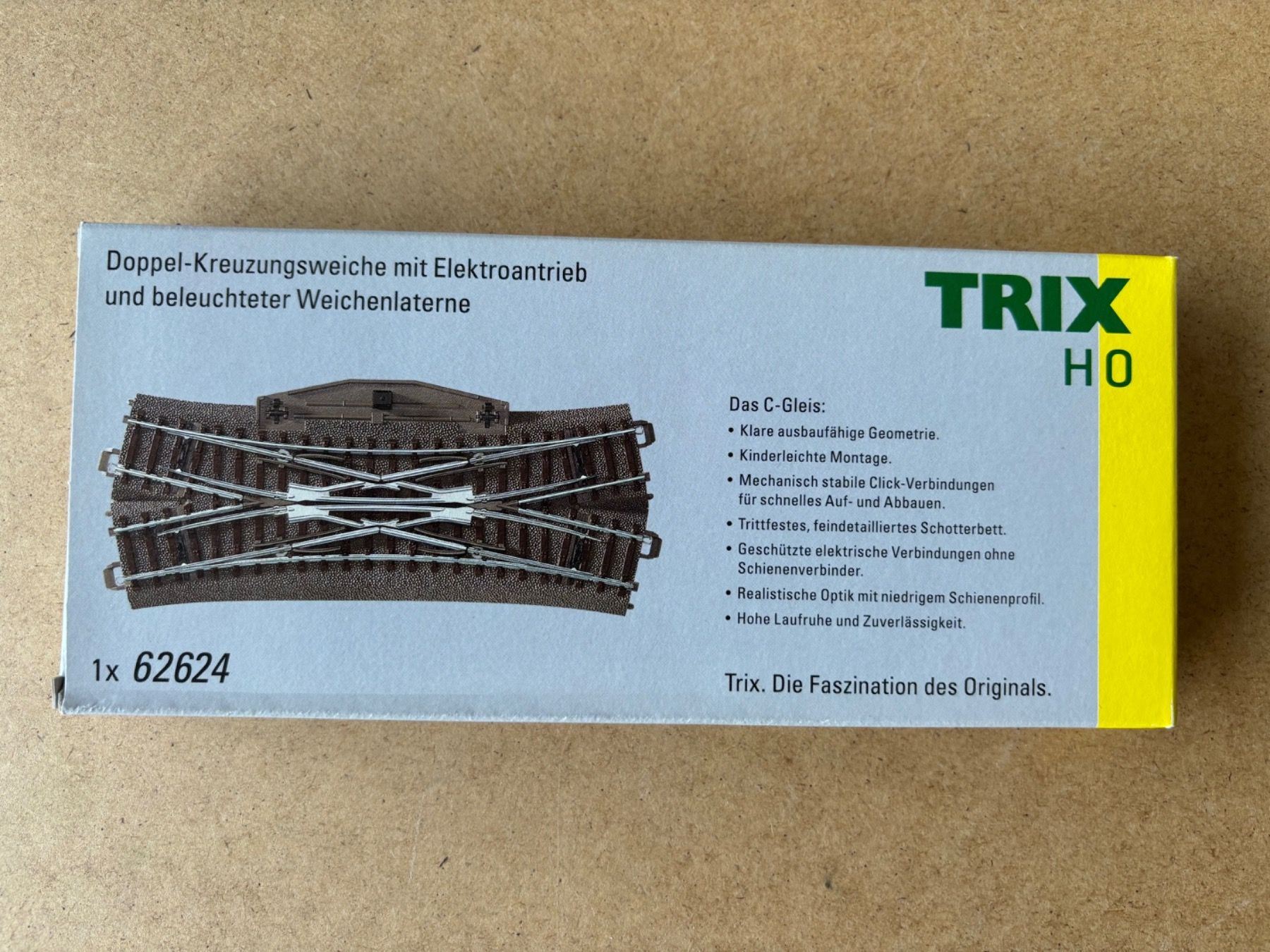 Trix Modellini di ferrovie: Trix 62624 Doppelte Kreuzungsweiche – Nuovo e nell'imballaggio originale da Hauterive NE venduto da eriamch