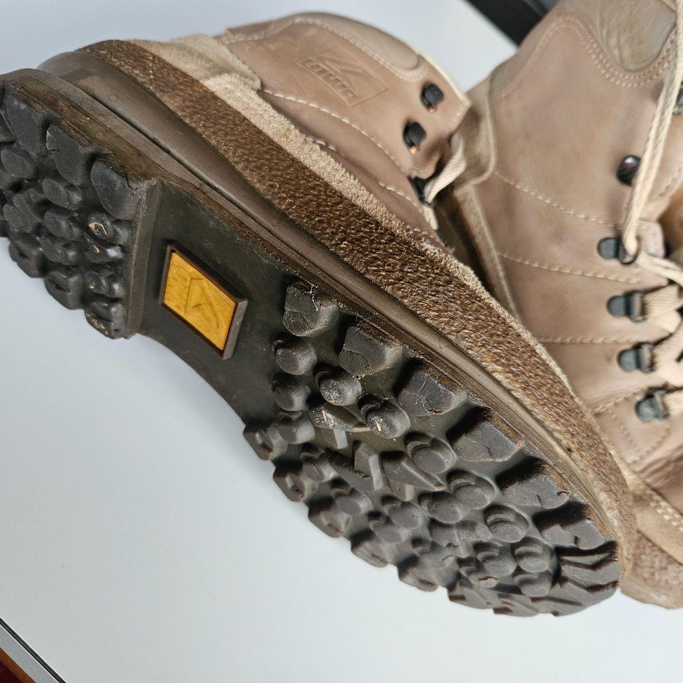 Lowa Scarpe da uomo: LOWA Wanderschuhe, Grösse 6 1/2 – Usato da Uster venduto da Sonnenblume212 3
