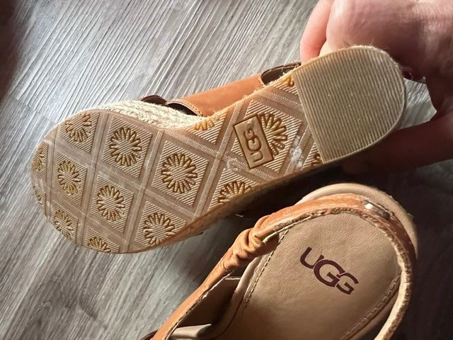 Ugg Scarpe da donna: UGG Sommer Schuhe Gr 35 – Nuovo (secondo la descrizione) da Neerach venduto da romiping 3