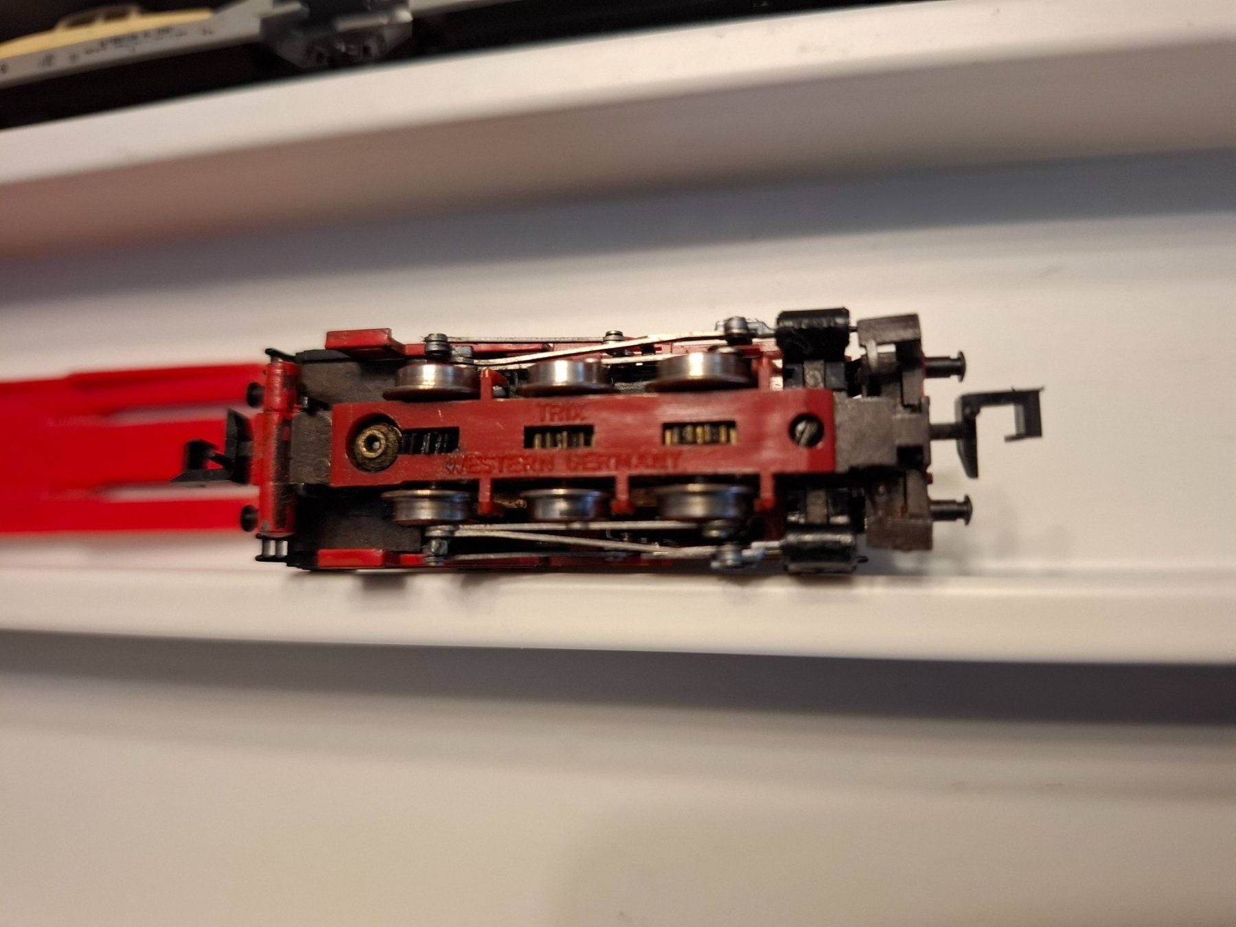 Modellini di ferrovie: Sammlung Modelleisenbahn Waggons und Loks - Arnold, Trix,... – Usato da Einsiedeln venduto da Time-67 4