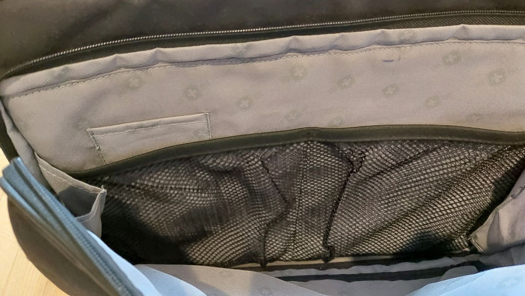 Wenger Sacs: Schwarze Laptoptasche von Wenger – D'occasion à Veltheim AG par gave04 3