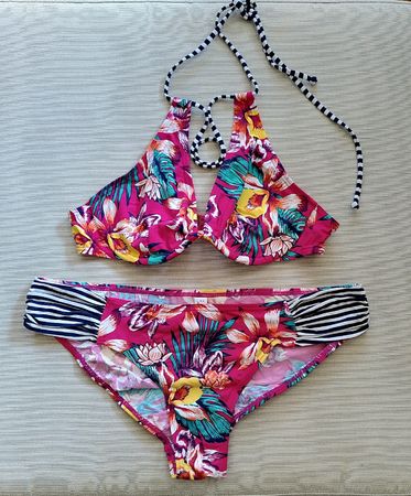 NEU - Bikini Esprit
