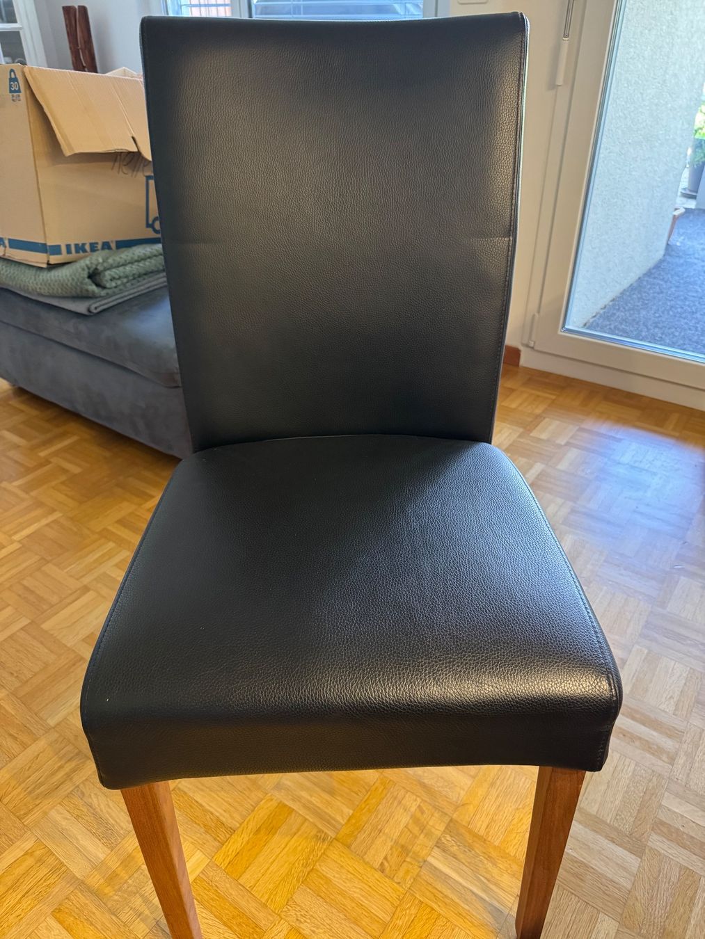 Set di tavolo e panche: Hochwertiges Tischset aus massivem Nussbaumholz – Usato da Künten venduto da andi_5454 3