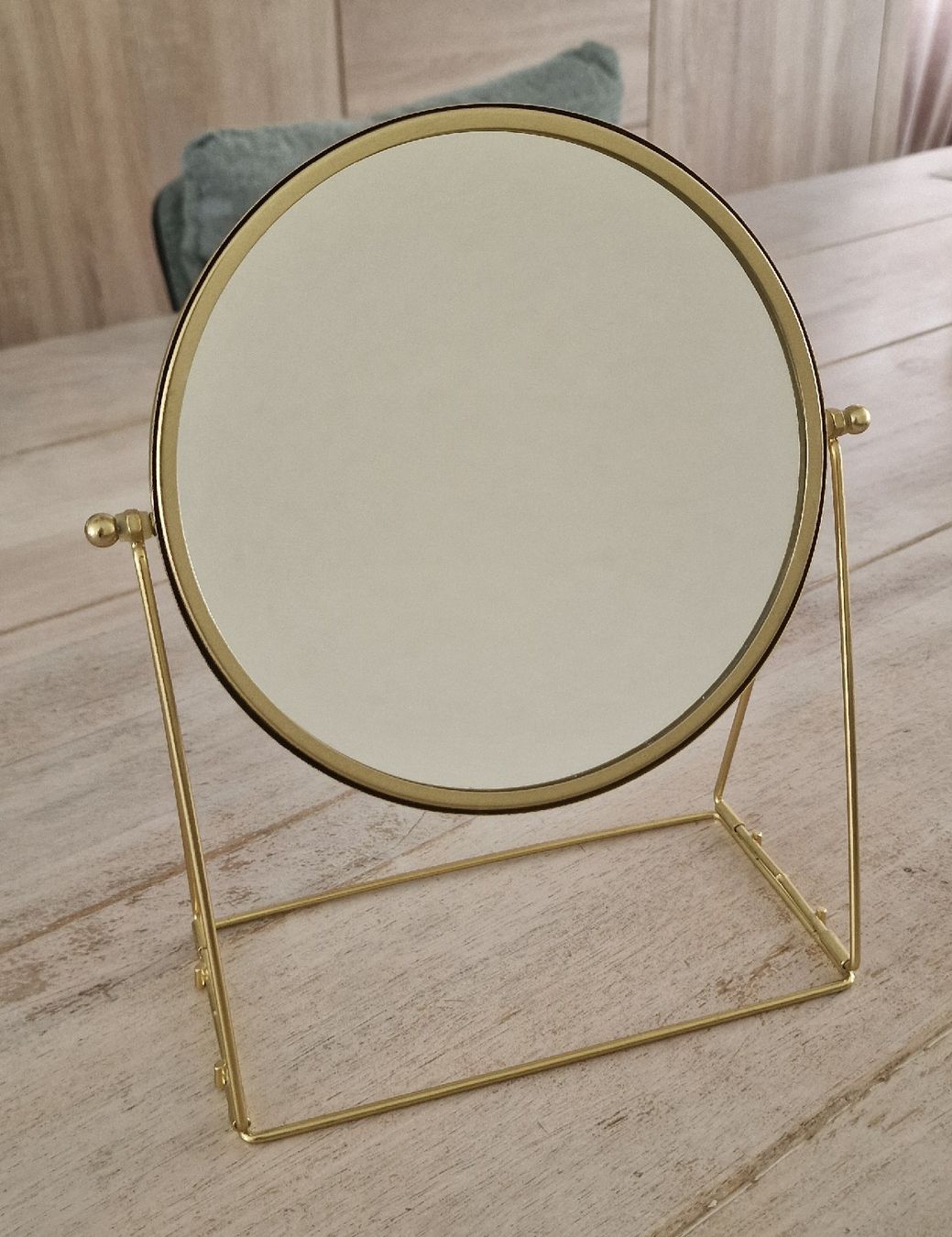 Specchi: Tischspiegel rund goldfarben Metall – Usato da Suhr venduto da Sbume 2