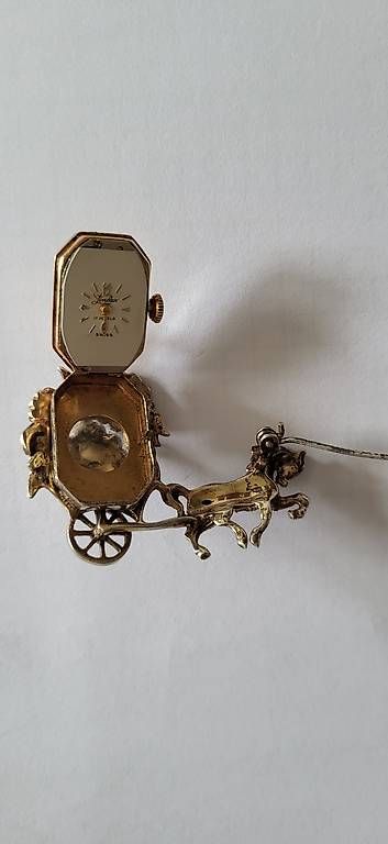 Spille & Fermagli: Antike Brosche mit Uhr – Usato da Zizers venduto da Roosi1 1
