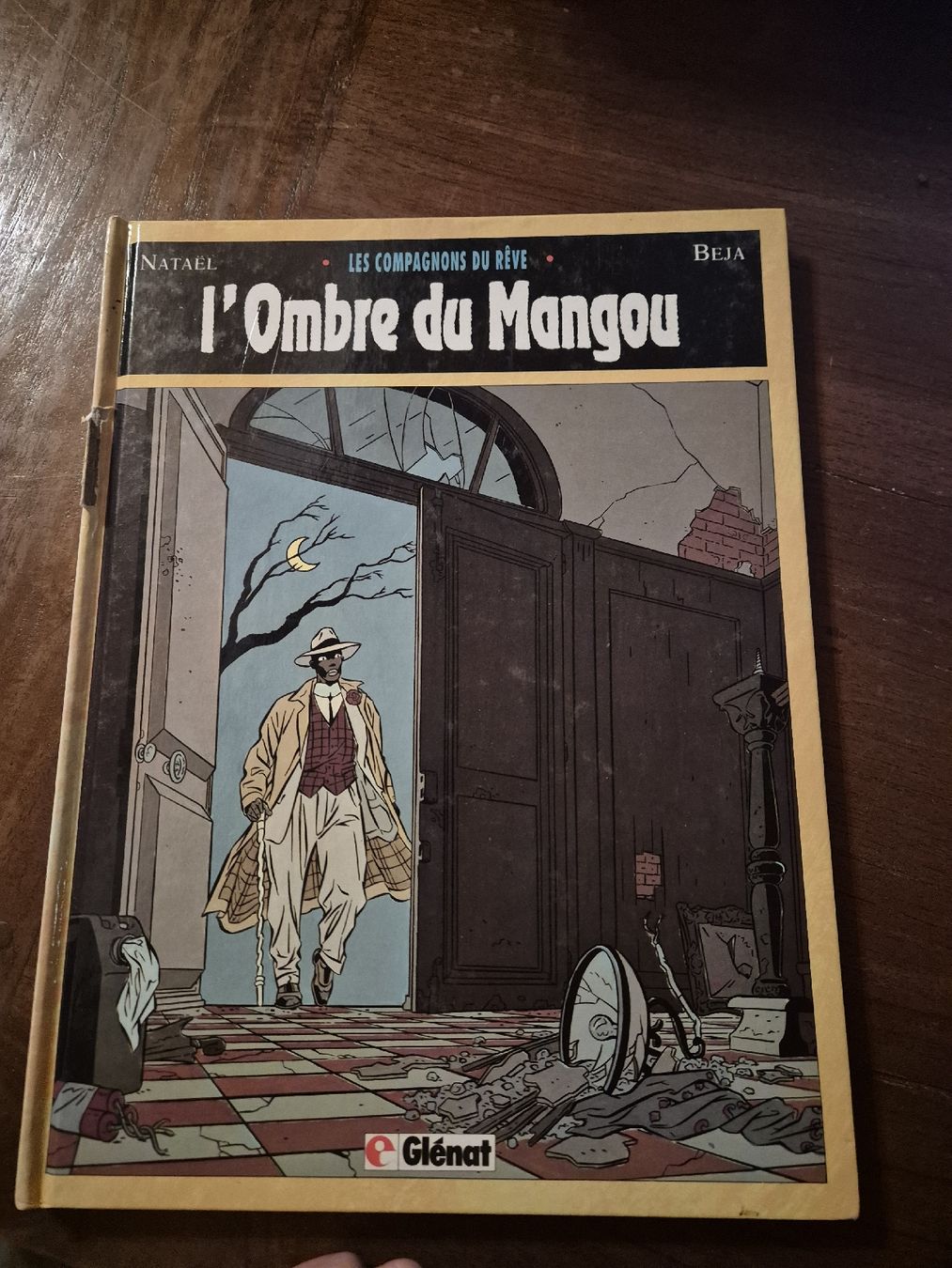 BD: Comic L'Ombre du Mangou Nataël Beja  – D'occasion à Grandval par JeroenK