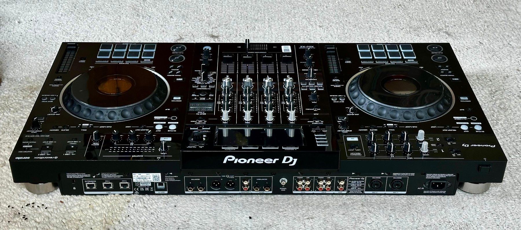 Pioneer Console di mixaggio: Pioneer XDJ-XZ mit Hardcase – Usato da Affoltern am Albis venduto da GerSu123 2