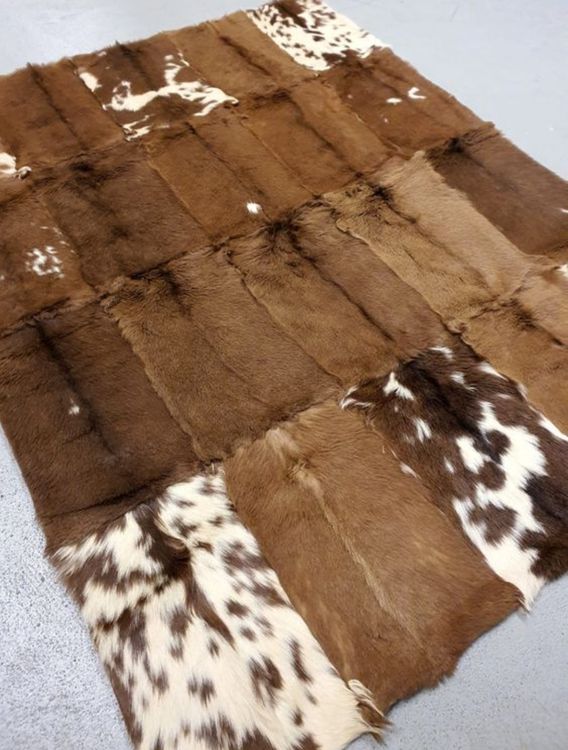Peau de Chèvre Naturelle - Tapis Décoratif Rustique - Patagonia Leather Peau de Chèvre Naturelle - Tapis Décoratif Rustique - Patagonia Leather