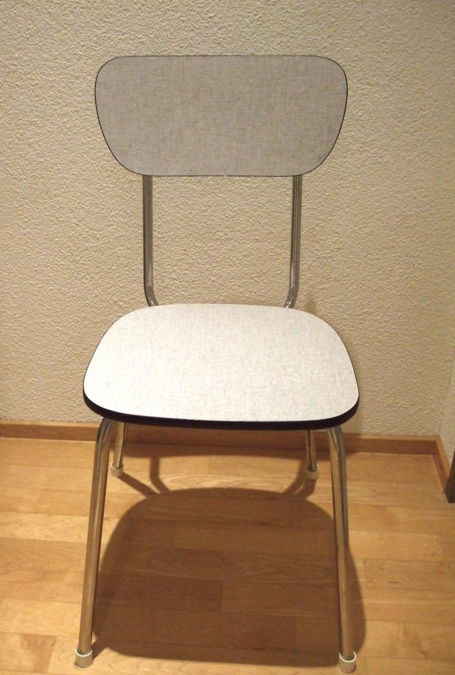 Chaises: Vintage Stuhl, Hocker, Schemel – D'occasion à Meggen par MamaMaximus 1