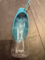 Hundewasserflasche für unterwegs