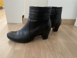 Schwarze elegante Stiefeletten Marke Gabor Grösse 36
