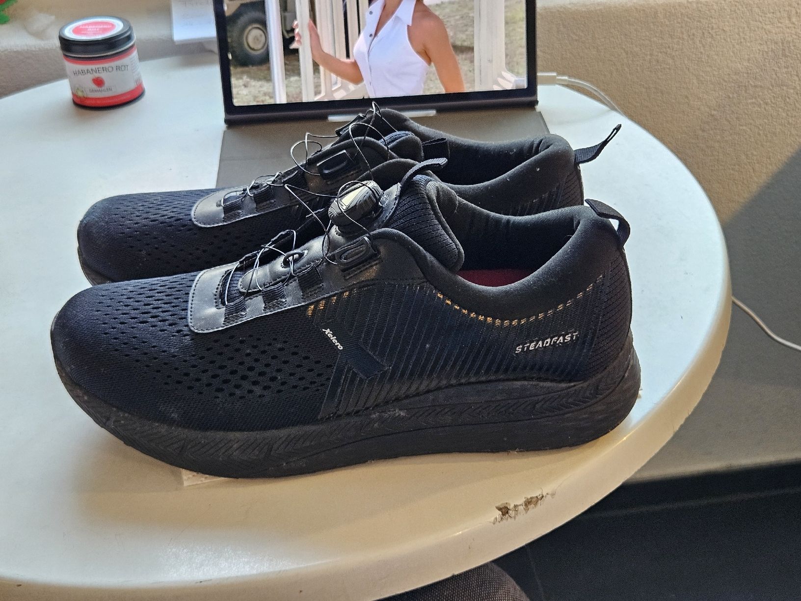 Scarpe da uomo: Xelero Steadfast EUR 46 – Usato da Solothurn venduto da Sam79