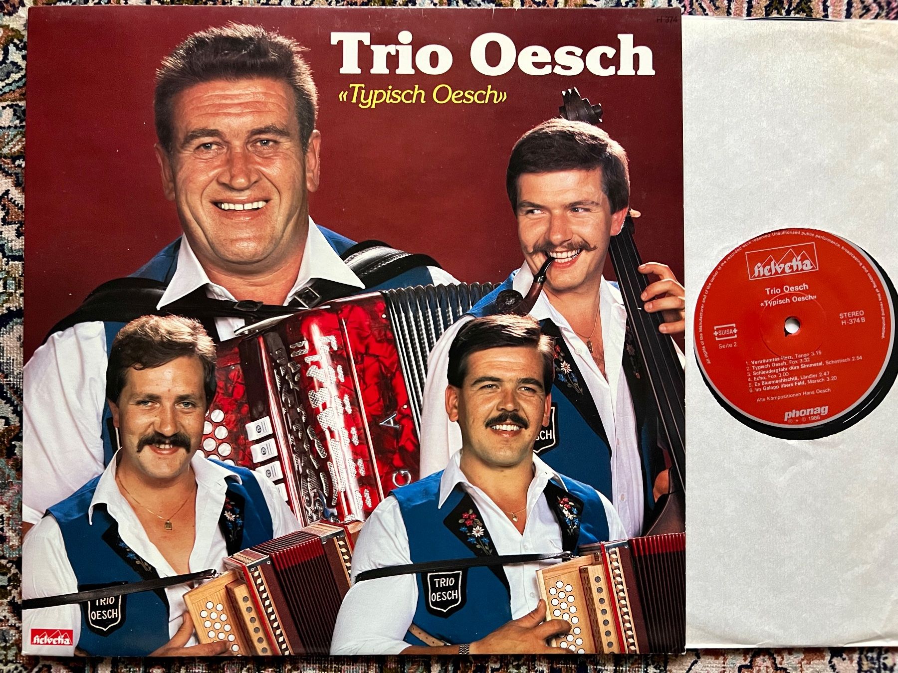 Dischi in vinile: TRIO OESCH "TYPISCH OESCH" - LP GEWASCHEN – Usato da Unterseen venduto da vinylmore